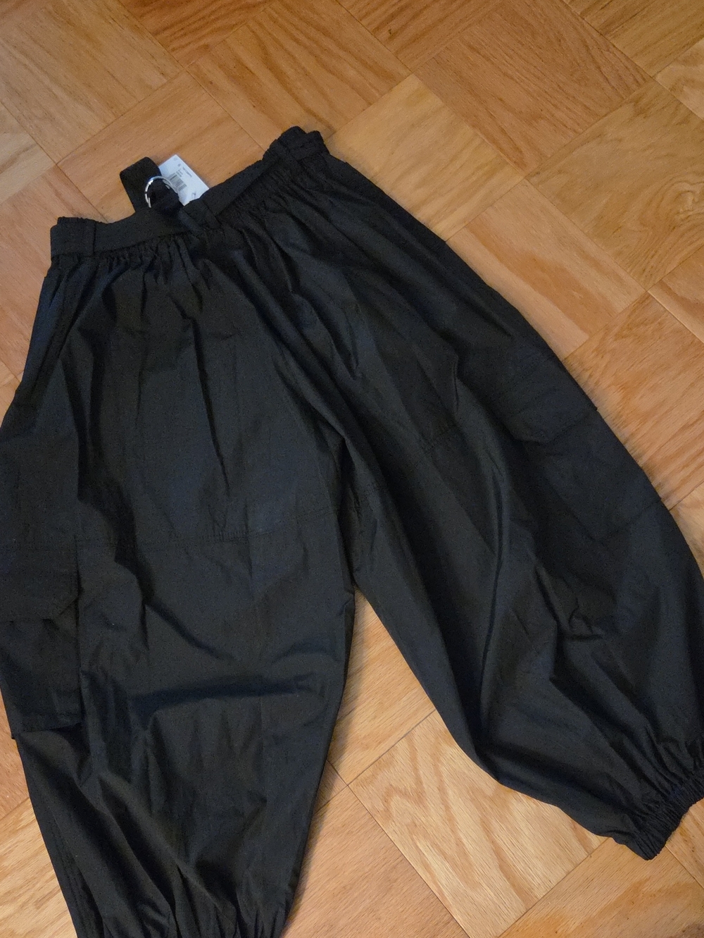 Derek Lam Tasmin Balloon Cargo Pants (unisex) - Picture 5 of 5
